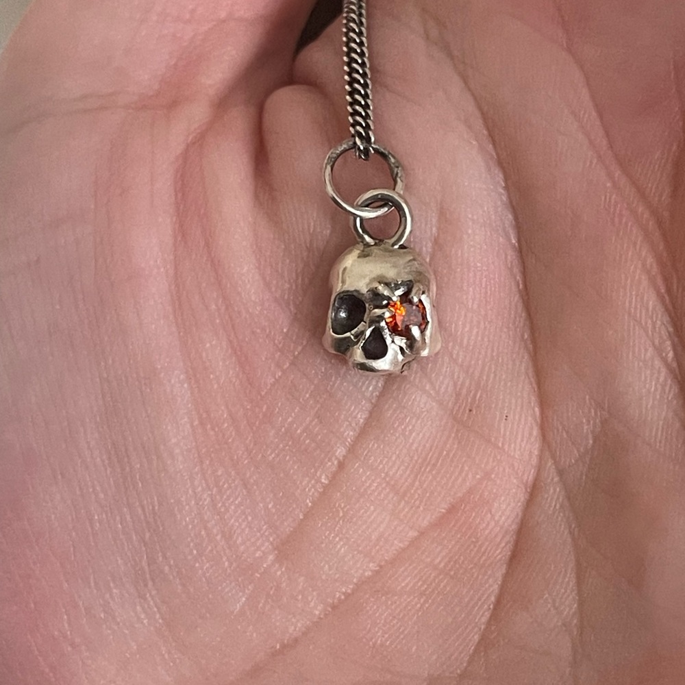 Skull necklace - citrine stone